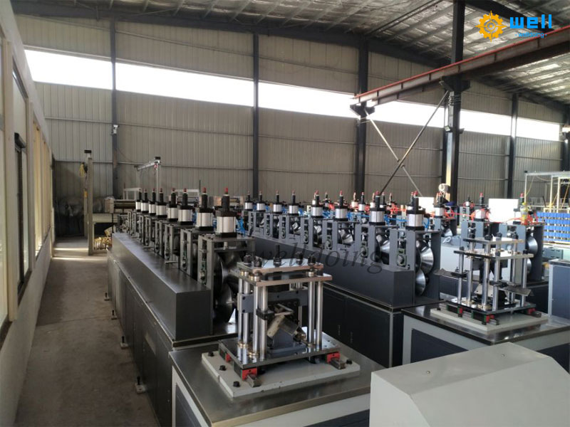 The advantages of the paper corner protector production line